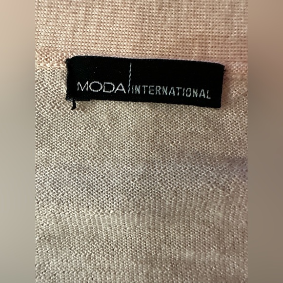 MODA INTERNATIONAL SWEATER/CARDIGAN- LIGHT PINK. SIZE XS - Picture 7 of 7
